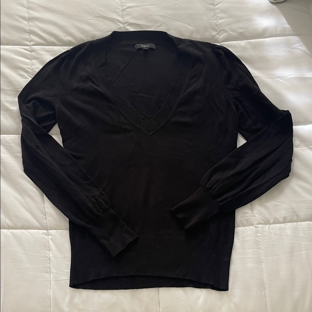 Express Women Deep Black V-Neck Knit Sweater